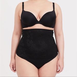 Torrid Size 5 NWT Black Microfiber 360 Smoothing Ultra High Waist Thong Panty